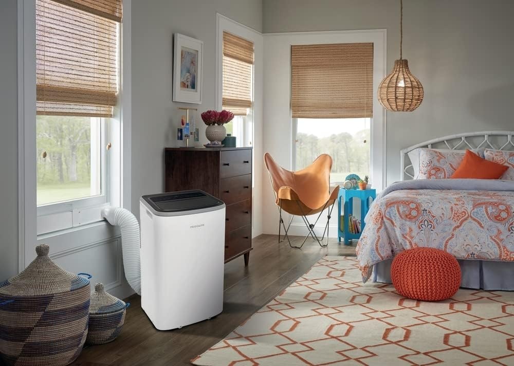 image:imageFrigidaire Portable Room Air Conditioner 8000 BTU ASHRAE 5500 BTU DOE Cools Up to 350 Sq Ft Quiet Operation Dehumidifying Dry Mode WhiteAC Only